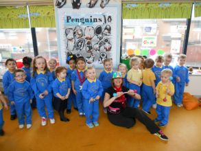 Jump, Jiggle and Jive Dance Sessions in Nursery